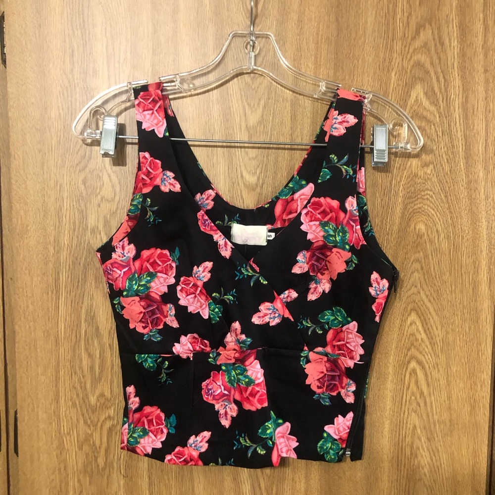 BNWT! Glamour Bunny Black and Pink Floral Crop Top - Picture 2 of 6